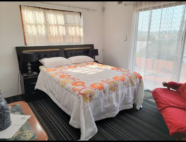 4 BEDROOM HOUSE FOR SALE IN BLUFF